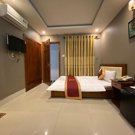 Golden Hotel 붕타우 외부 사진