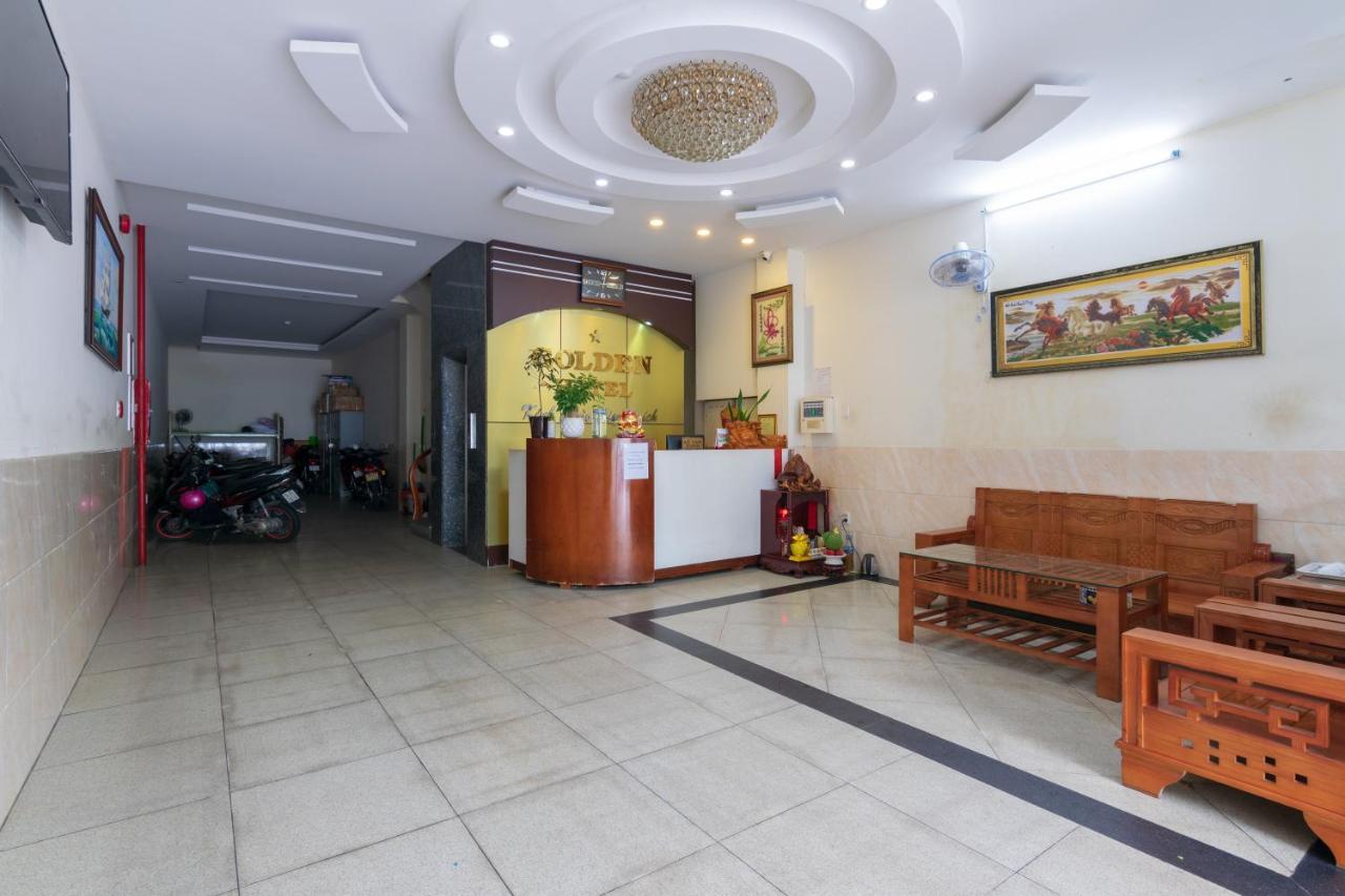 Golden Hotel 붕타우 외부 사진